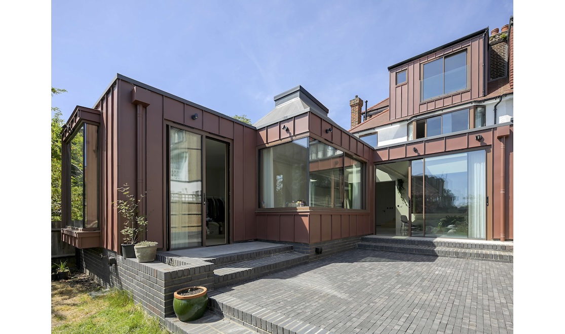 stepped rear terrace